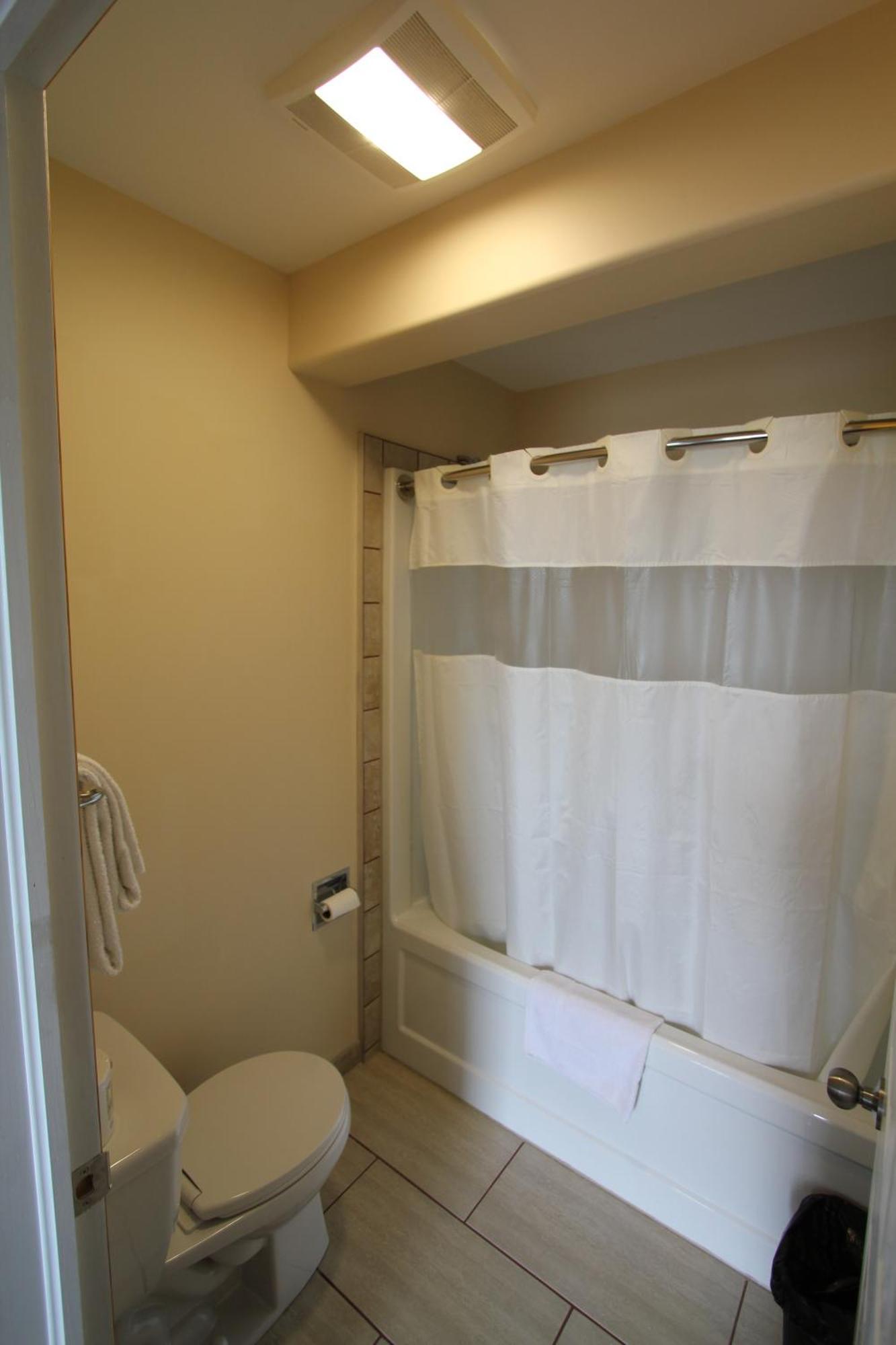 Masterson'S Motel Greater Napanee Quarto foto